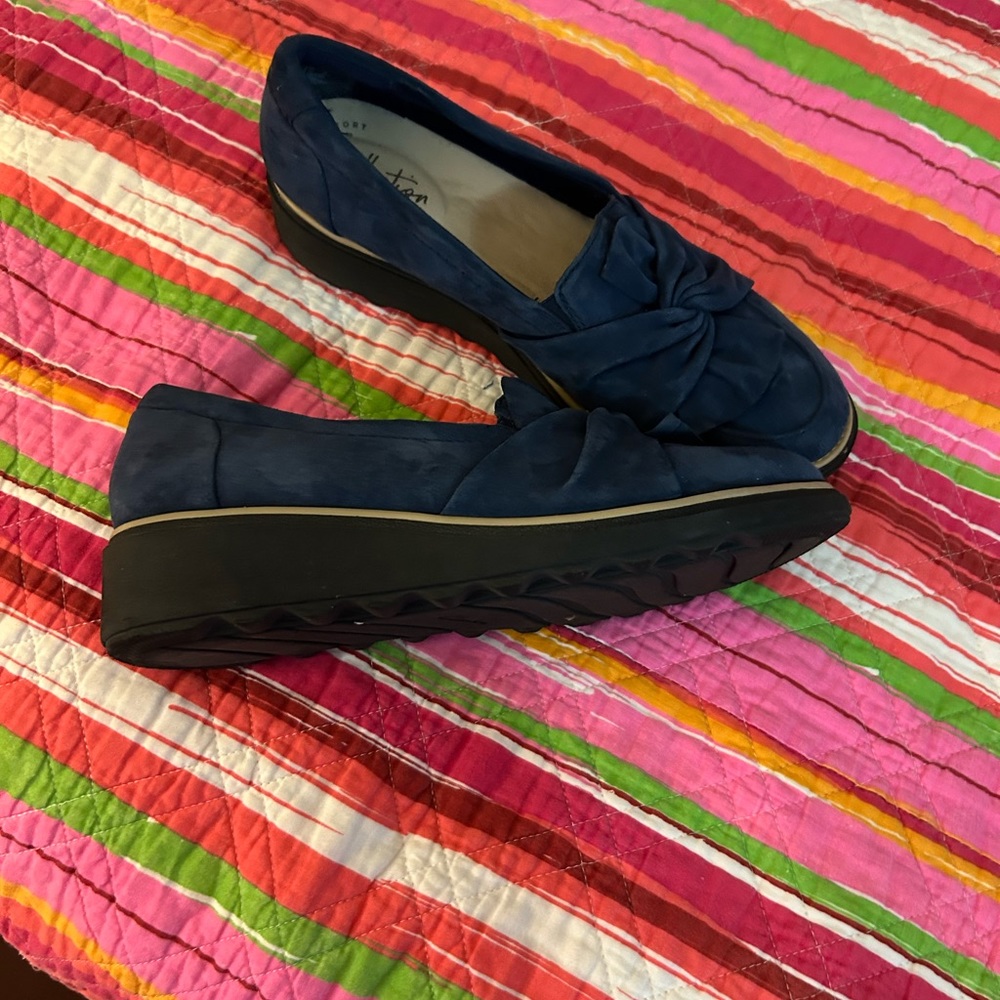 Clarks - Picture 4 of 4